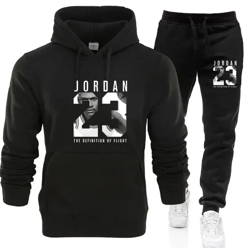 The sweatshirt hoodie is a men's set